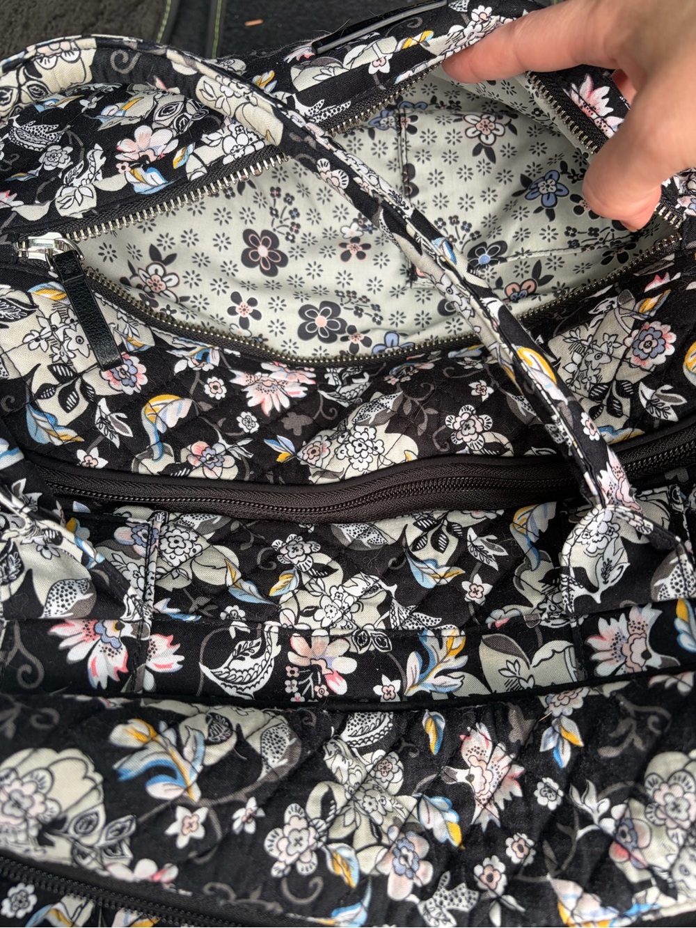 Vera Bradley Floral Quilted Weekender Bag Holland Garden Print